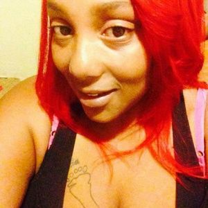 Meet your Posher, Candice